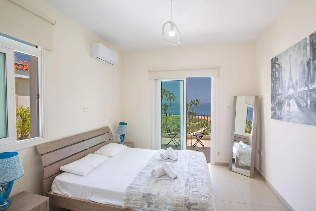 Shaye Front Line Villa Protaras Casa vacanze