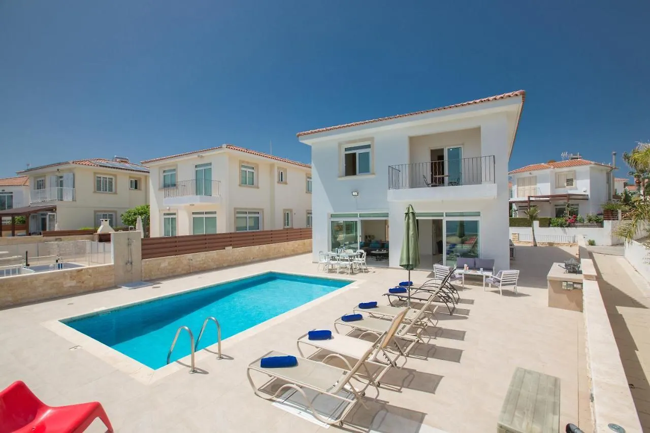 Shaye Front Line Villa Protaras
